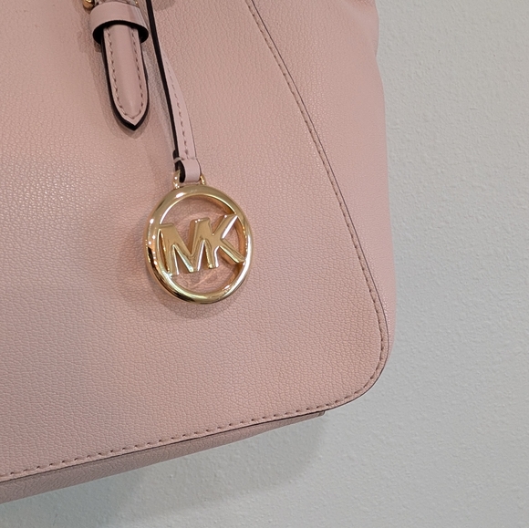 Michael Kors Charlotte Pink Saffiano Leather Purse Handbag - Picture 5 of 11